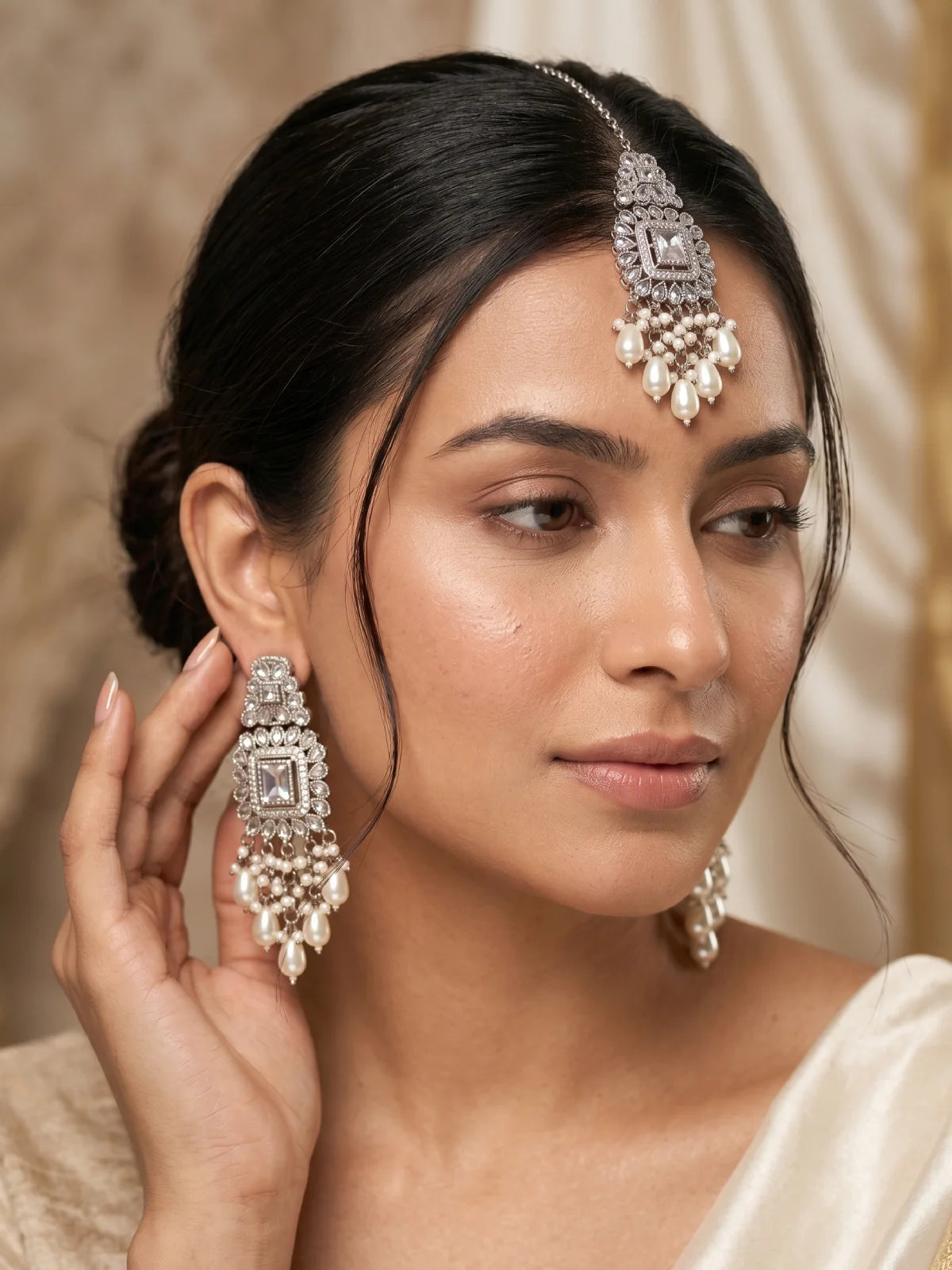 Isabella Earrings Tikka