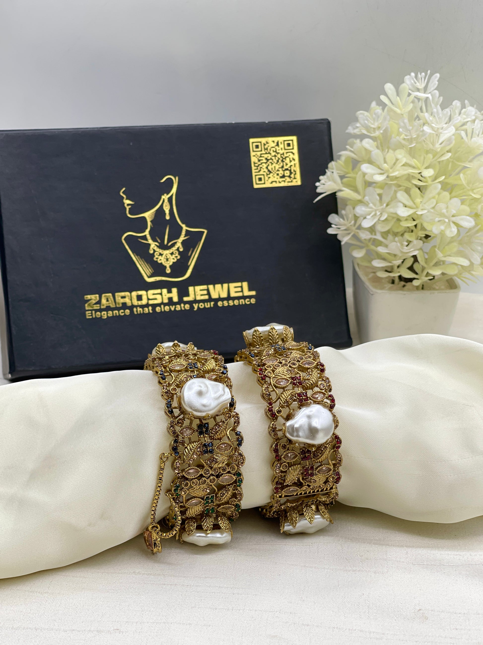 Jannah Openable Bangle