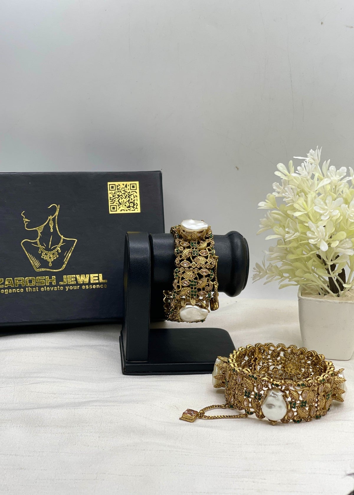 Shop the Jannah Openable Bangle from Zarosh Jewel