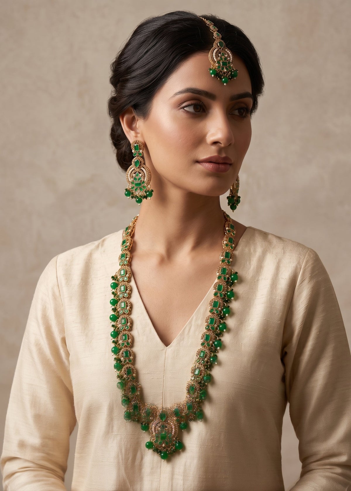 Shop the Jawaria Long Mala Set from Zarosh Jewel