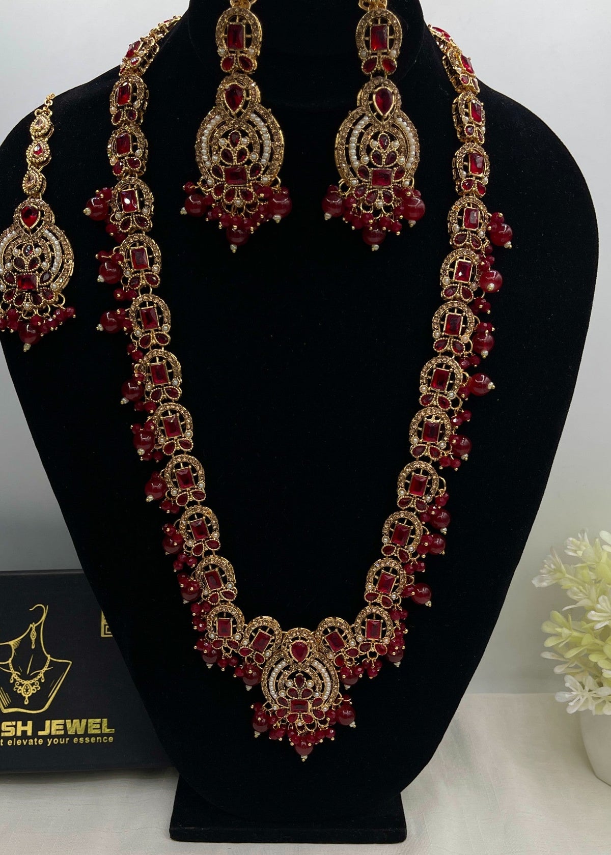 Shop the Jawaria Long Mala Set from Zarosh Jewel