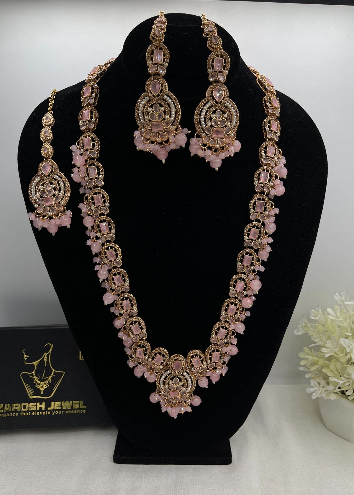 Shop the Jawaria Long Mala Set from Zarosh Jewel
