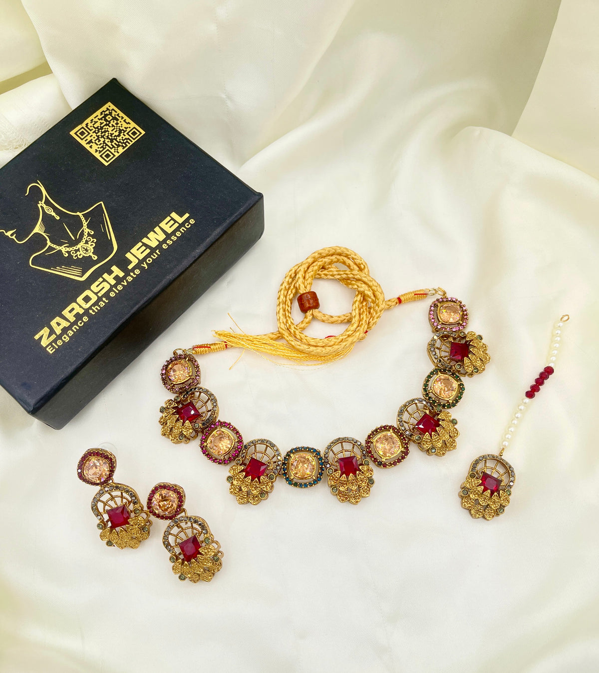Shop the Jawayriya Heritage Necklace from Zarosh Jewel