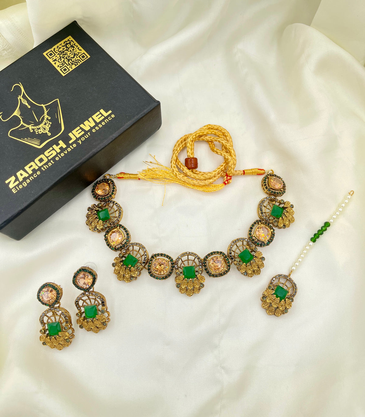 Shop the Jawayriya Heritage Necklace from Zarosh Jewel