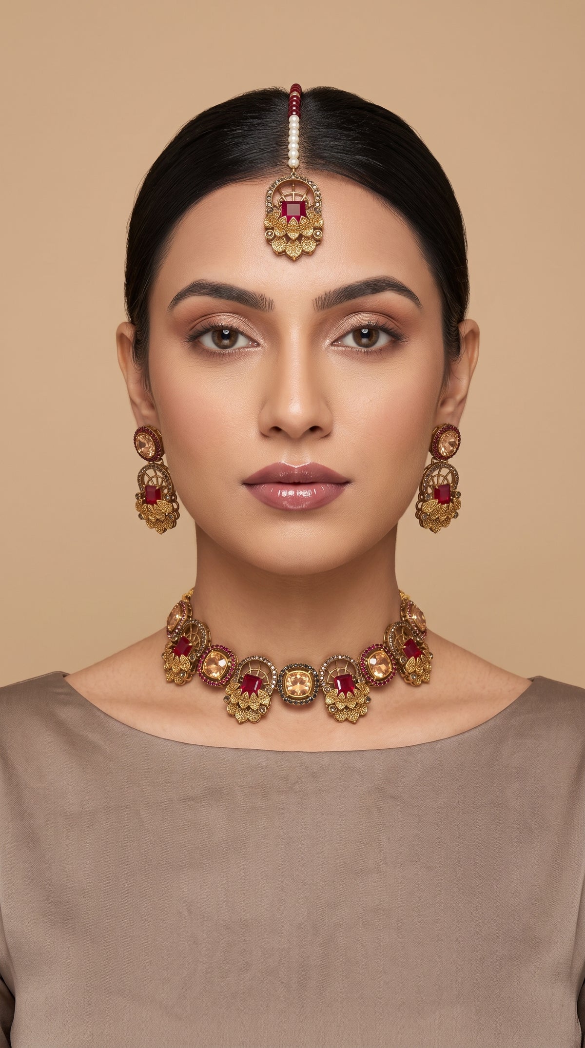 Shop the Jawayriya Heritage Necklace from Zarosh Jewel