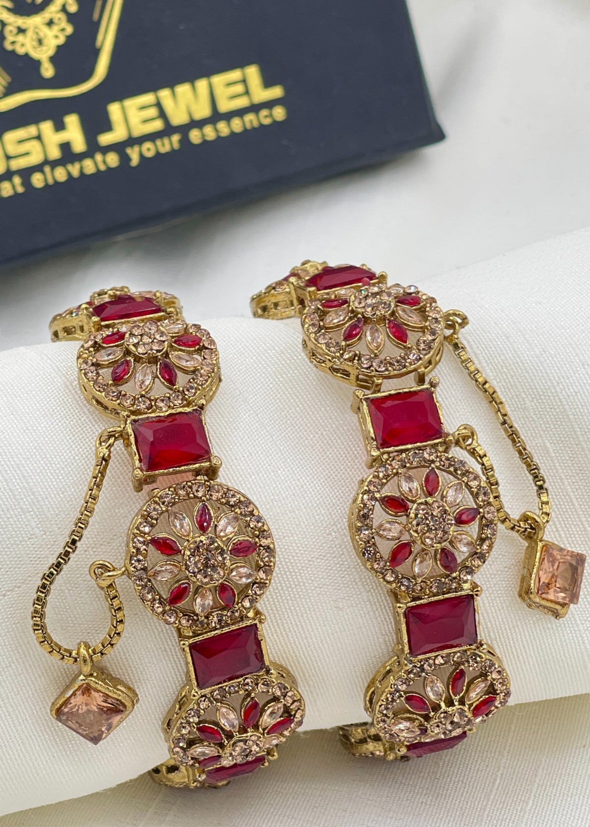 Shop the Jiya Openable Bangle Set from Zarosh Jewel