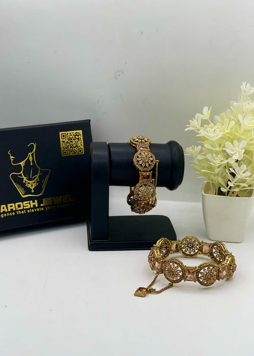 Shop the Jiya Openable Bangle Set from Zarosh Jewel