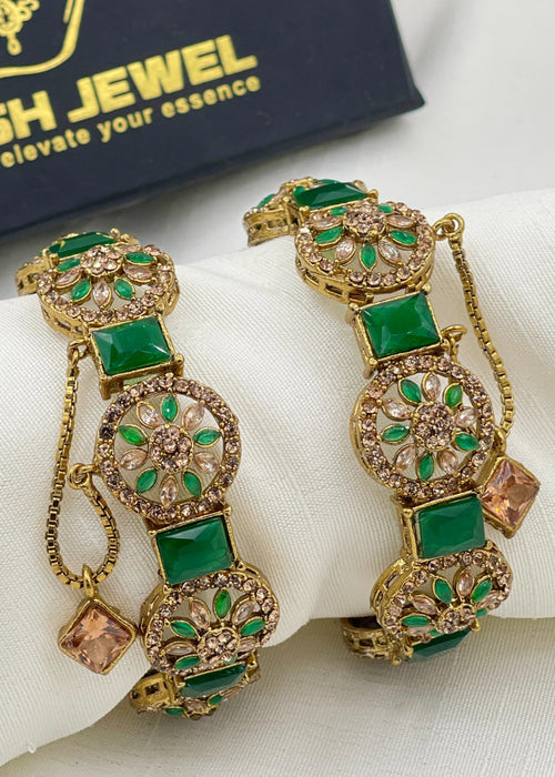 Shop the Jiya Openable Bangle Set from Zarosh Jewel