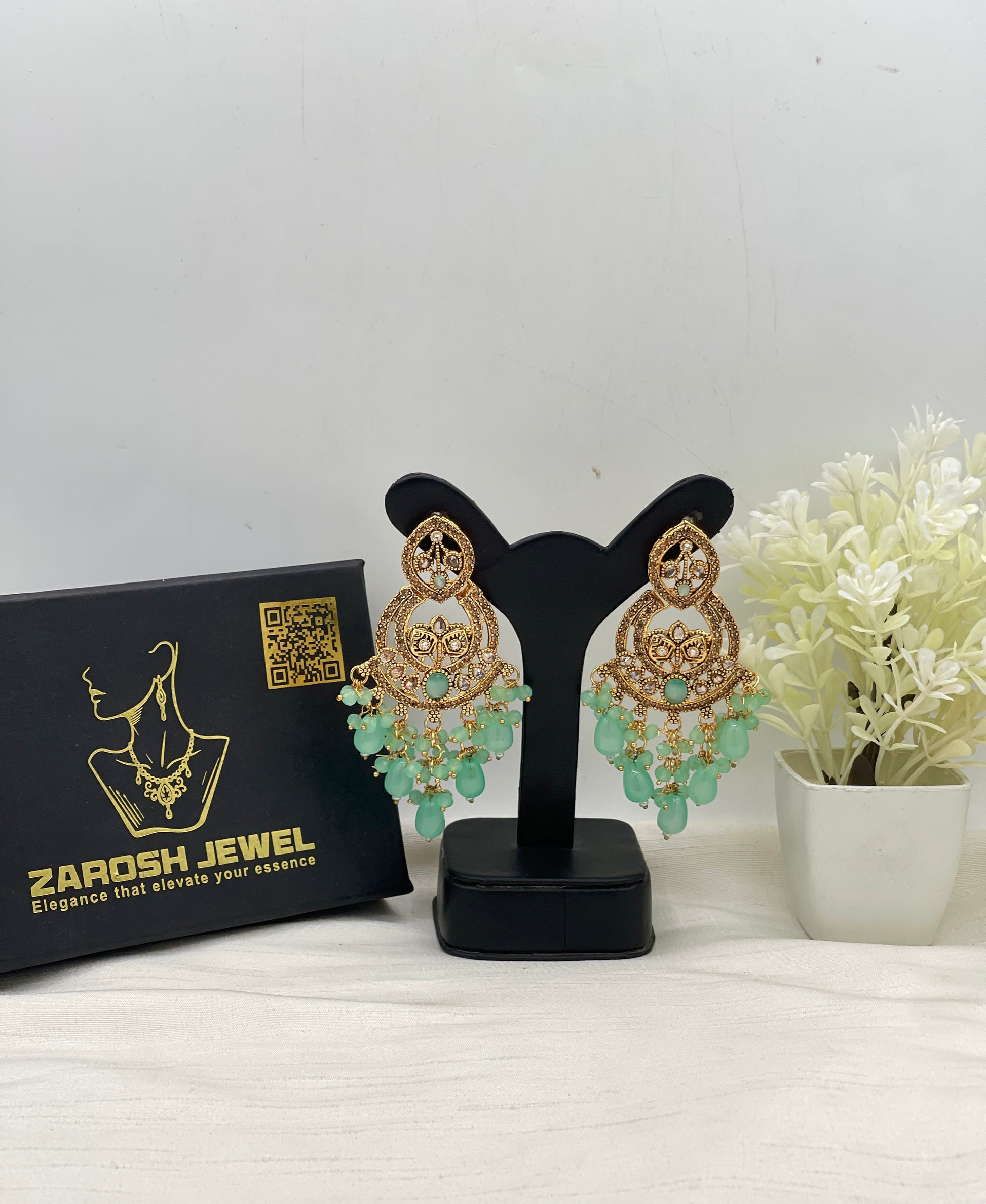 Jowhara Elegent Earring