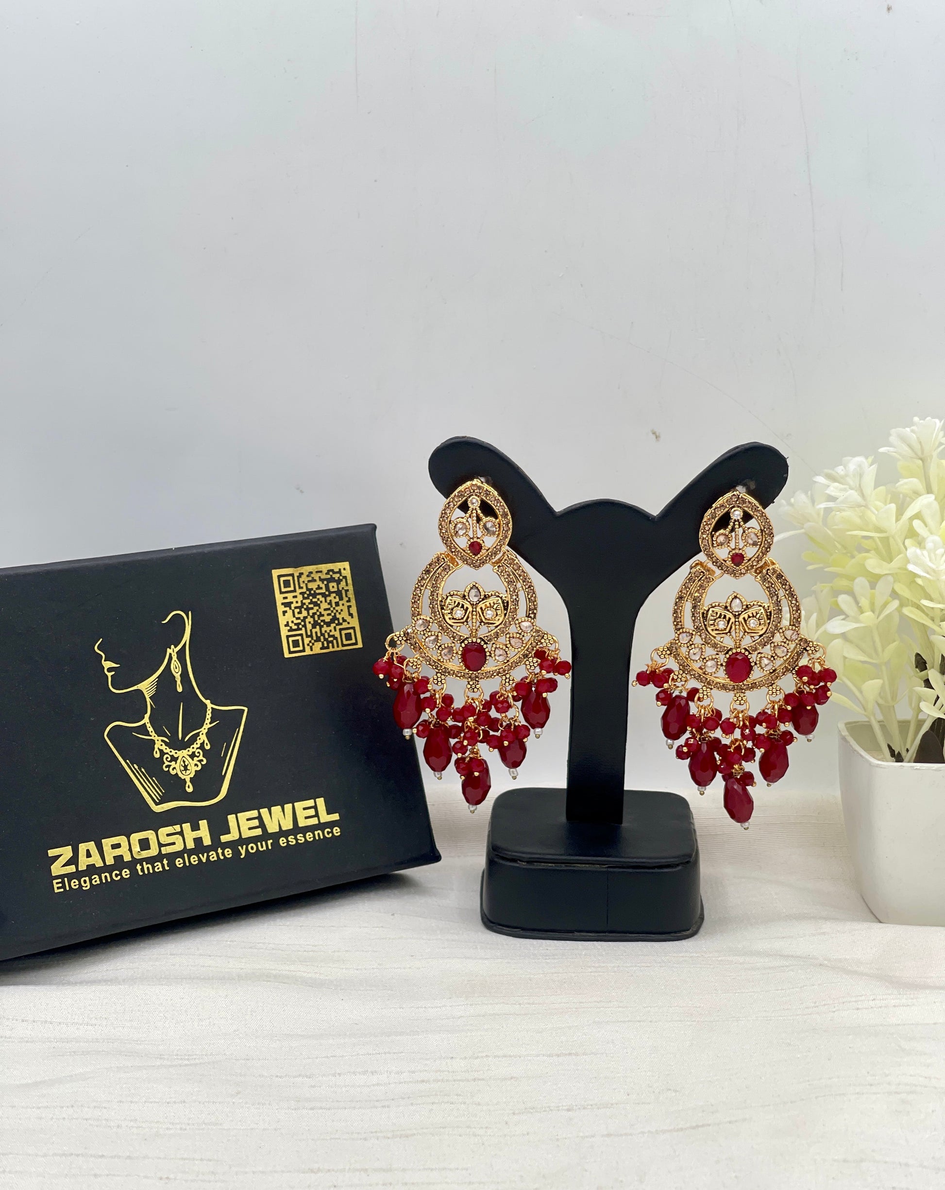 Jowhara Elegent Earring