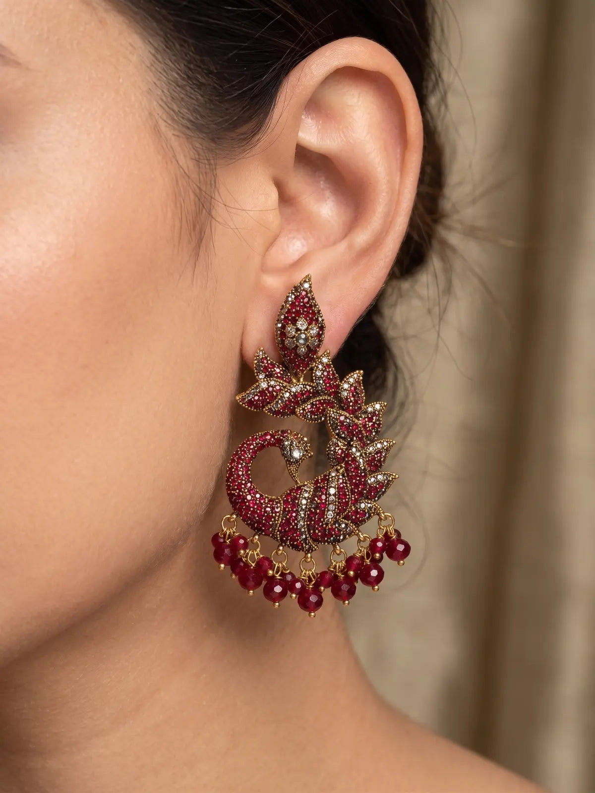 Kainat Luxury Dangler Earring