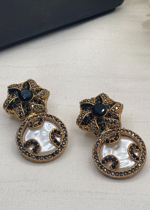 Shop the Kashaf Earring from Zarosh Jewel