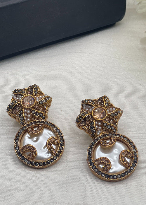 Shop the Kashaf Earring from Zarosh Jewel