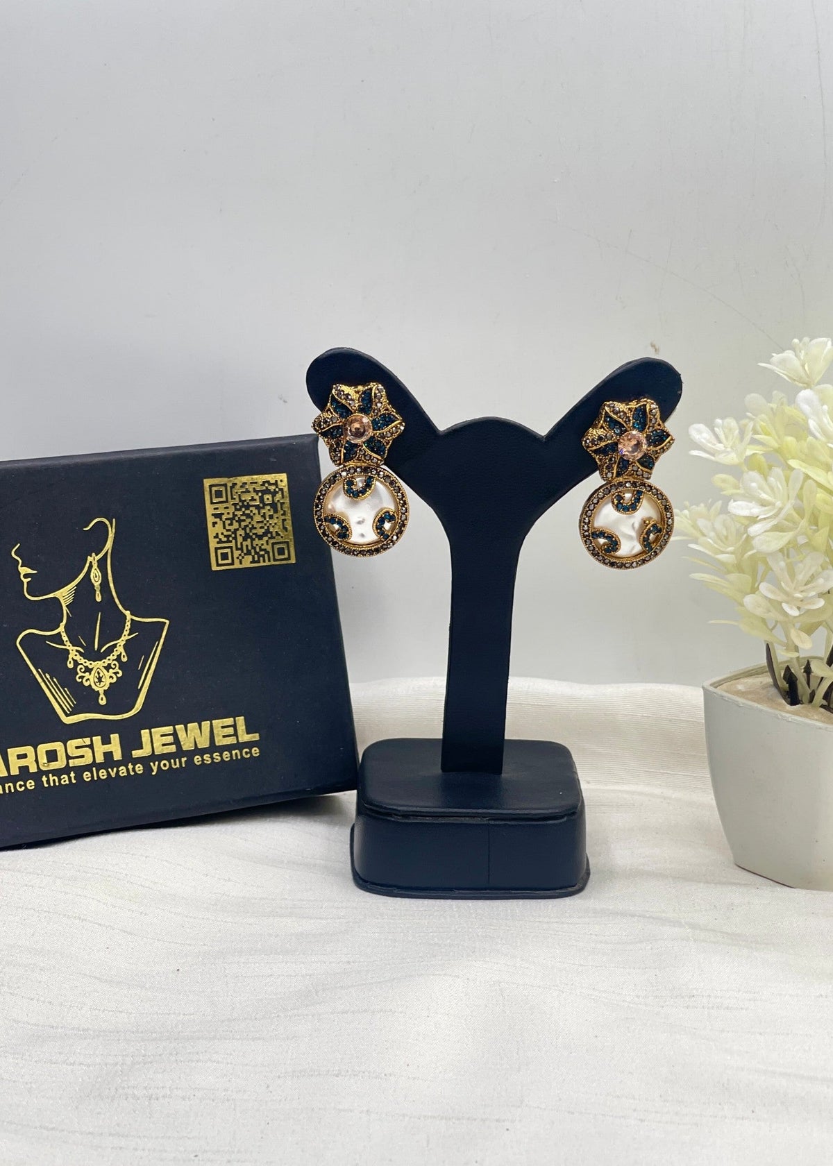 Shop the Kashaf Earring from Zarosh Jewel