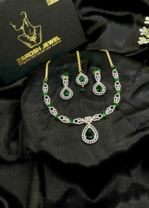 Shop the Khadija Necklace Set from Zarosh Jewel