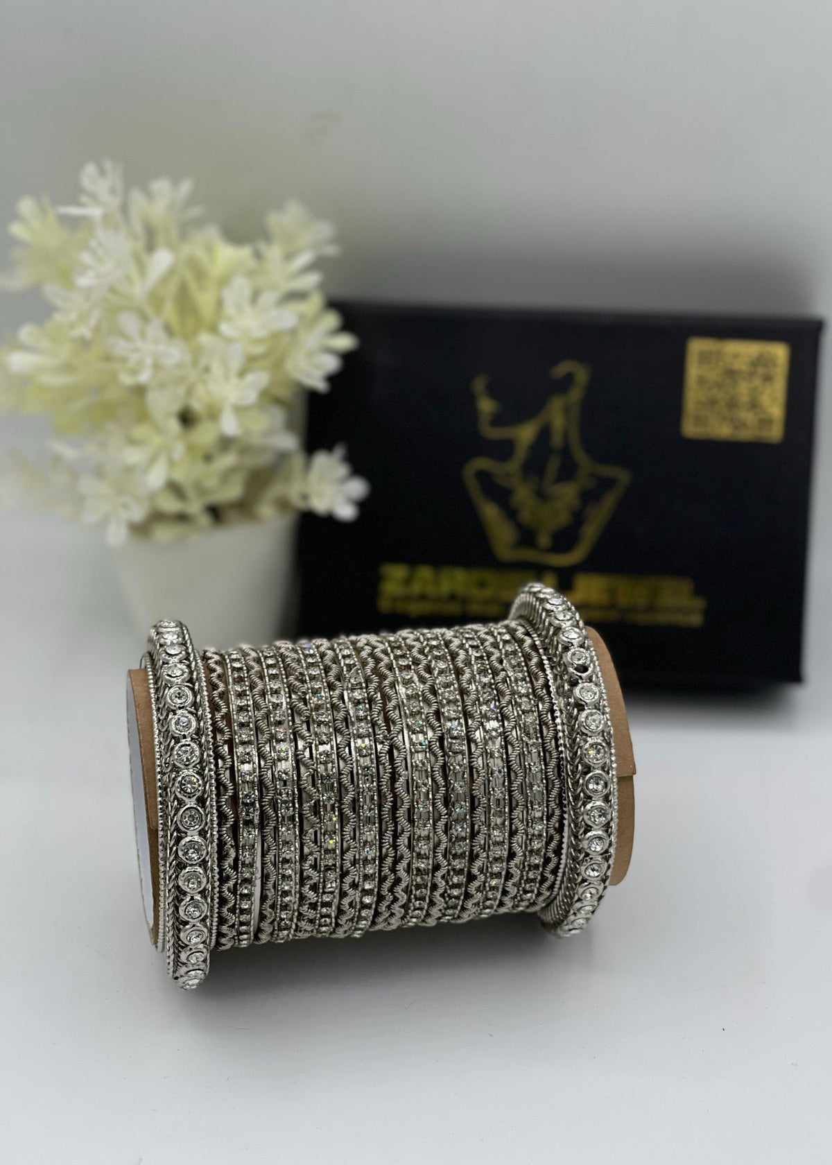 Kinza Bangle Set by Zarosh Jewel