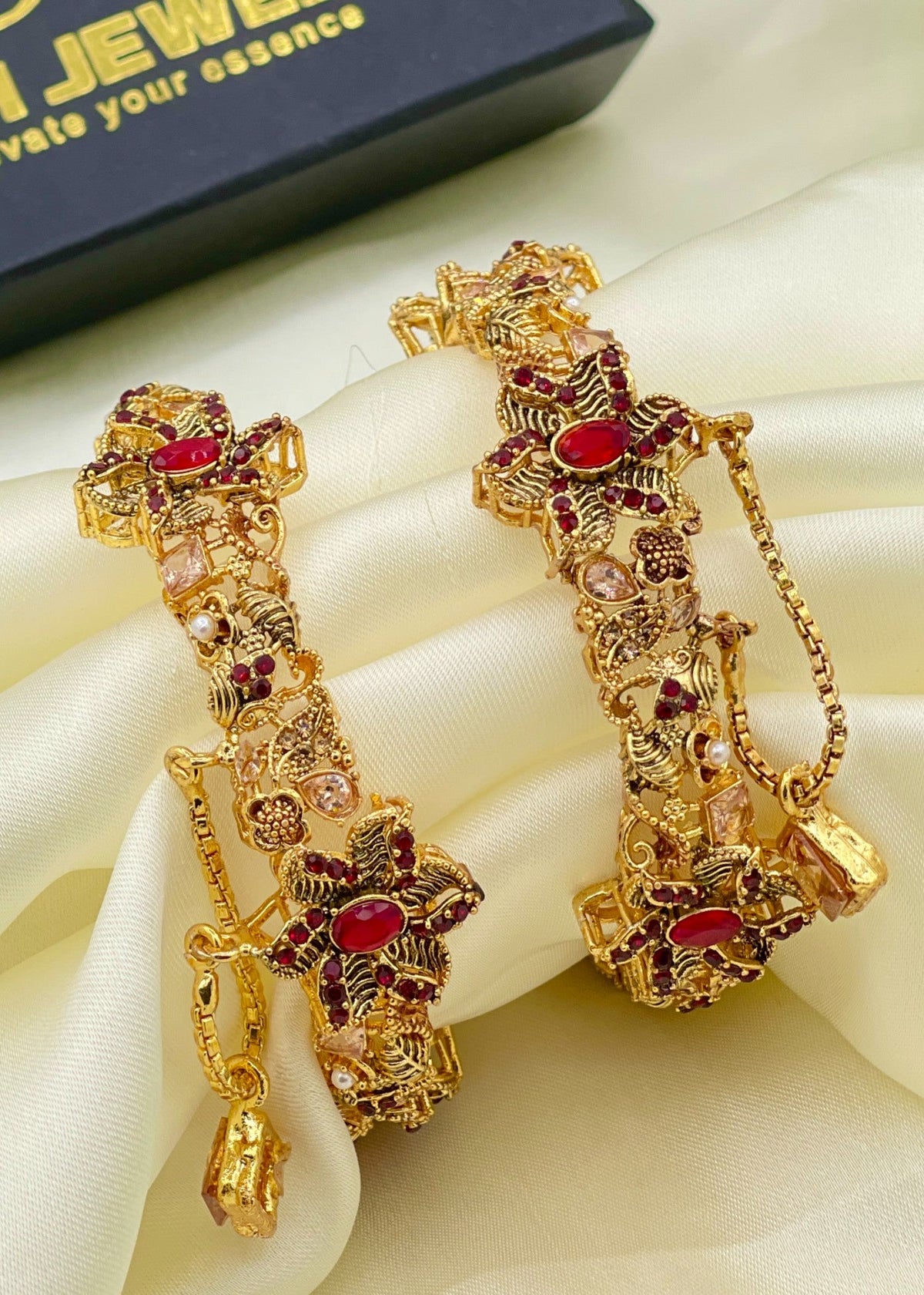 Shop the Kissa Openable Bangle Set from Zarosh Jewel