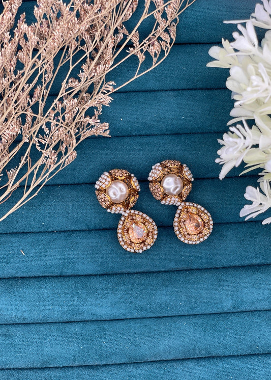 Shop the Kundan Pearl Drop Earrings from Zarosh Jewel