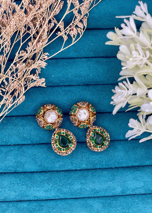 Shop the Kundan Pearl Drop Earrings from Zarosh Jewel
