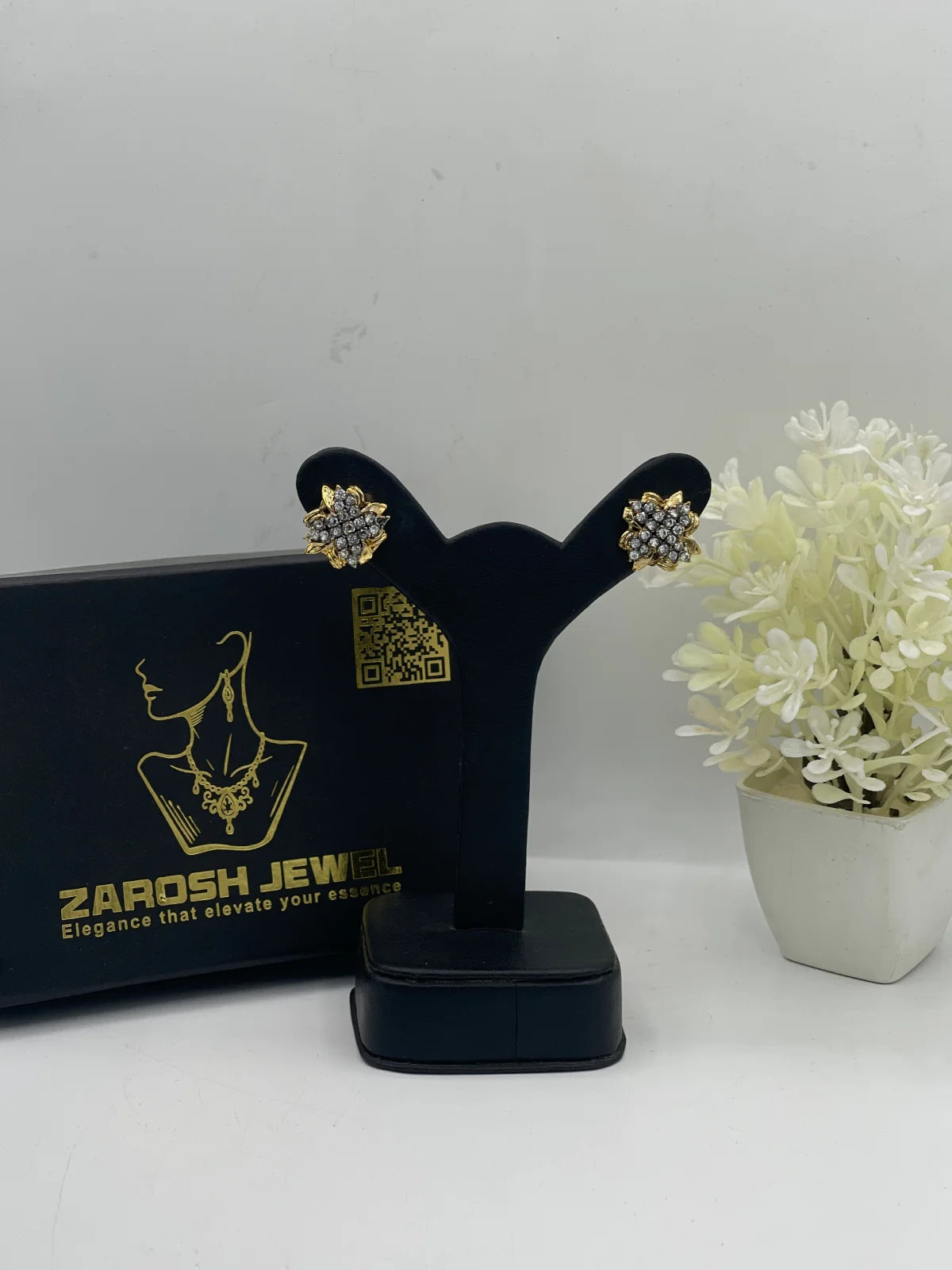Laiba Crystal Bloom Studs