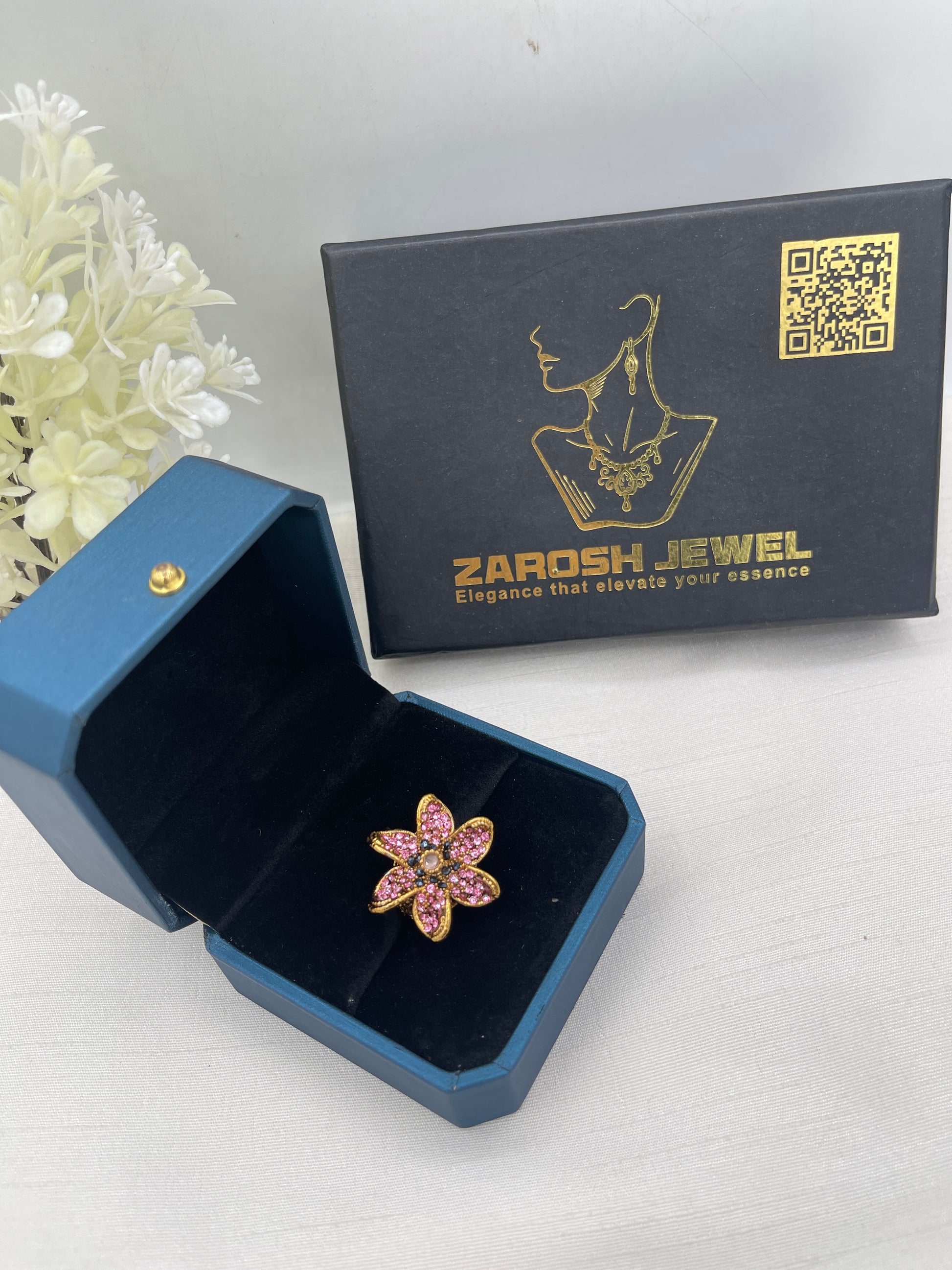 Laleh Traditional Ring