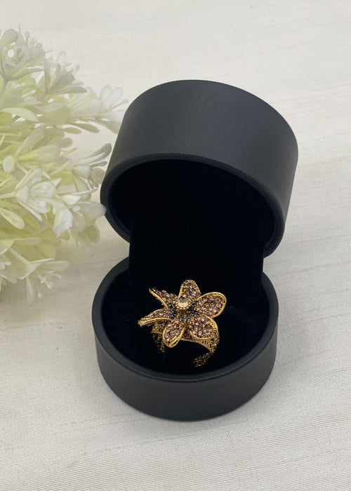 Shop the Laleh Traditional Ring from Zarosh Jewel