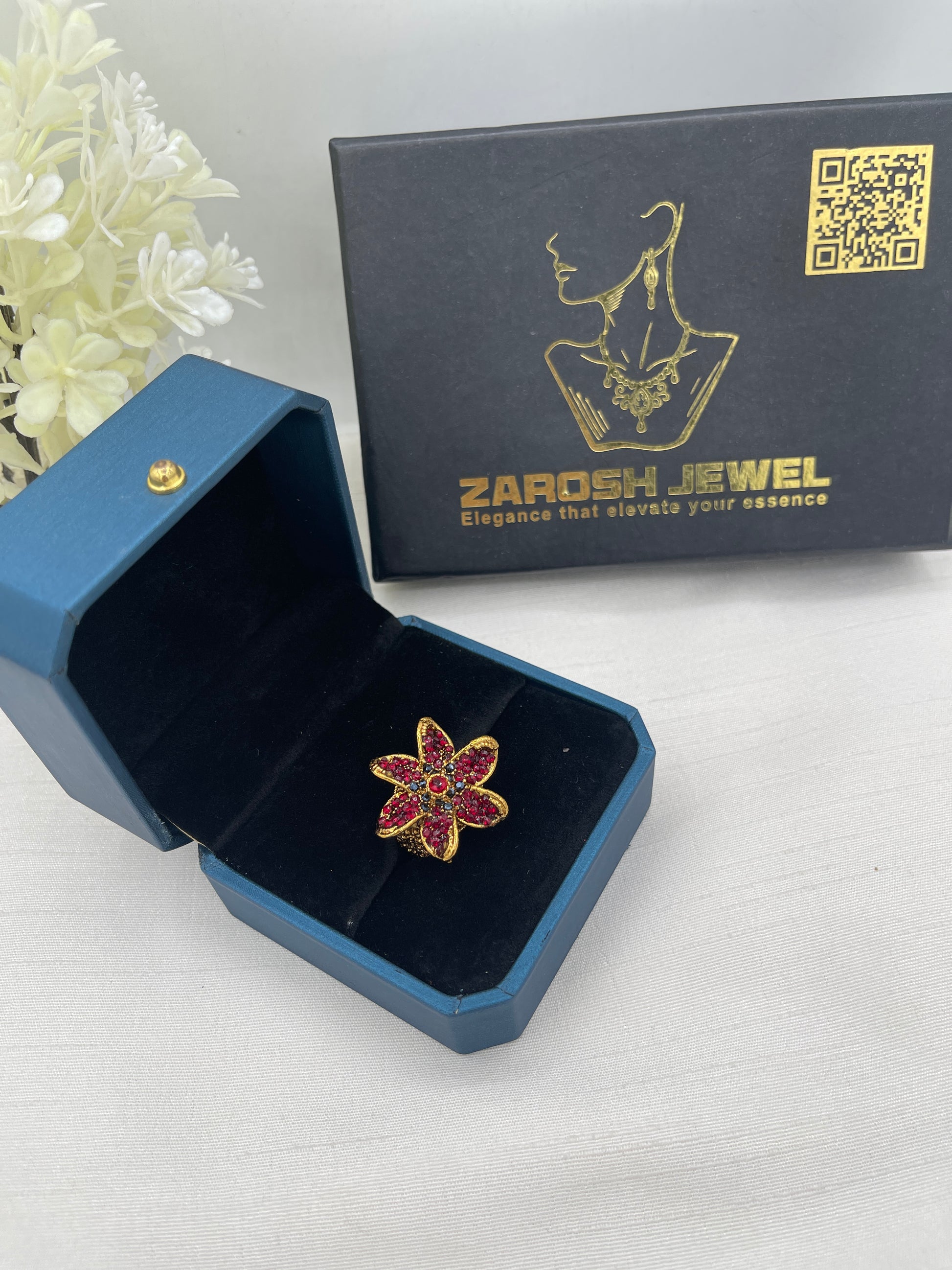 Laleh Traditional Ring