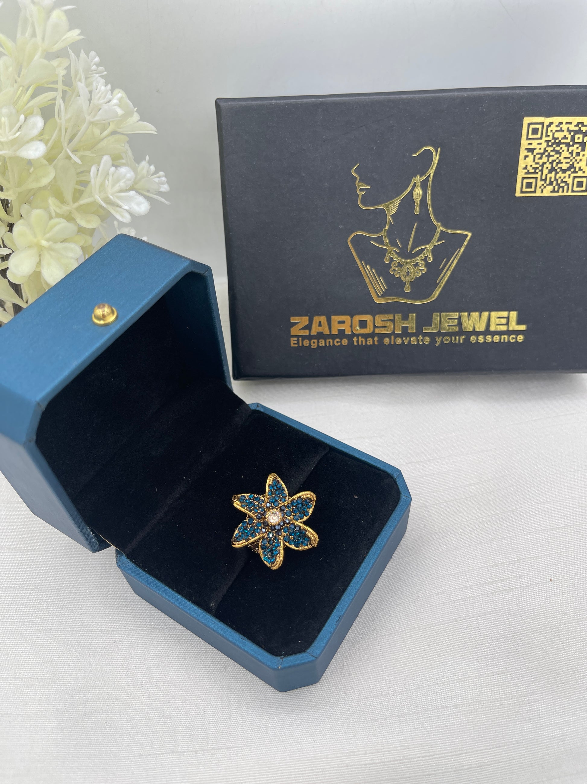 Laleh Traditional Ring