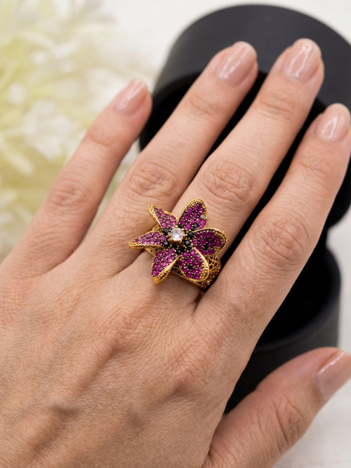 Laleh Traditional Ring