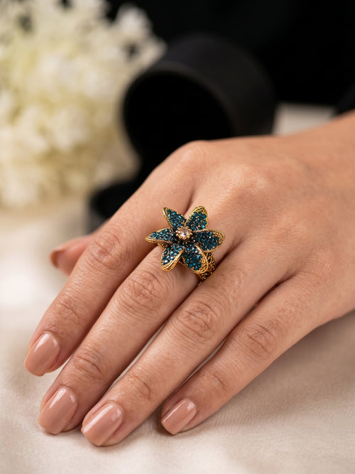 Laleh Traditional Ring