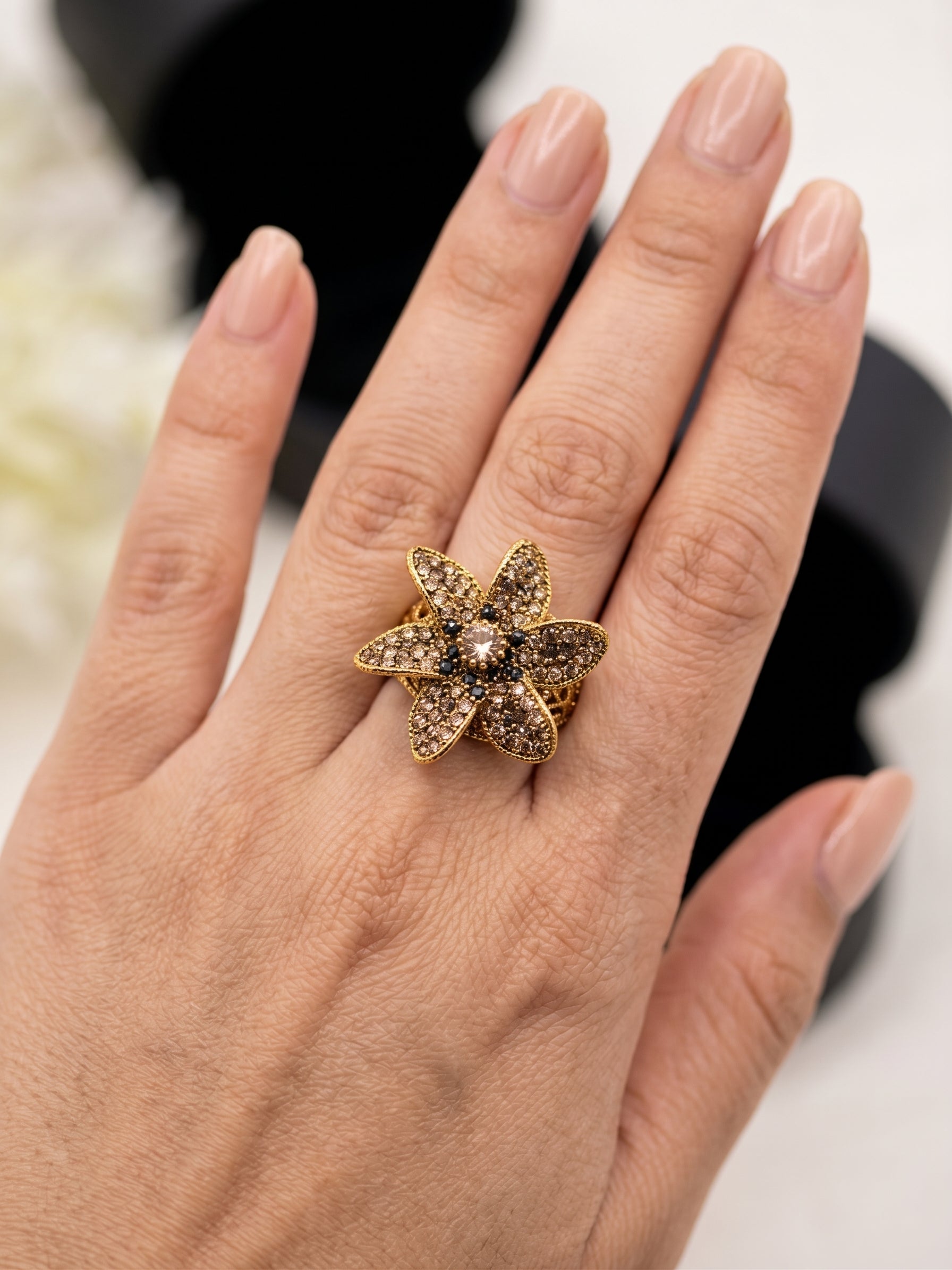 Laleh Traditional Ring