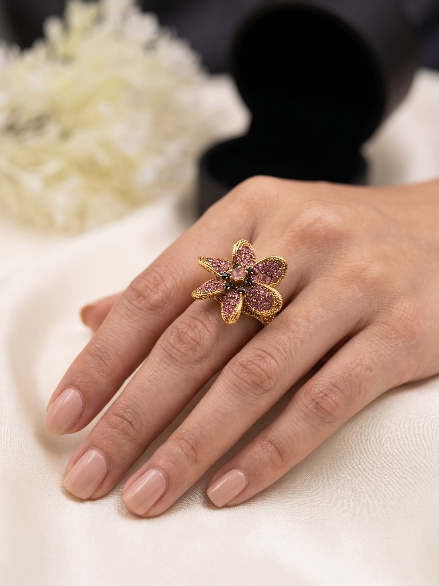 Laleh Traditional Ring