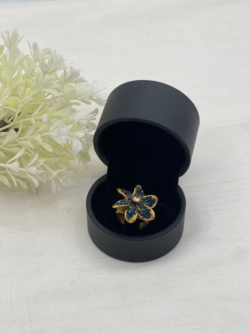 Laleh Traditional Ring