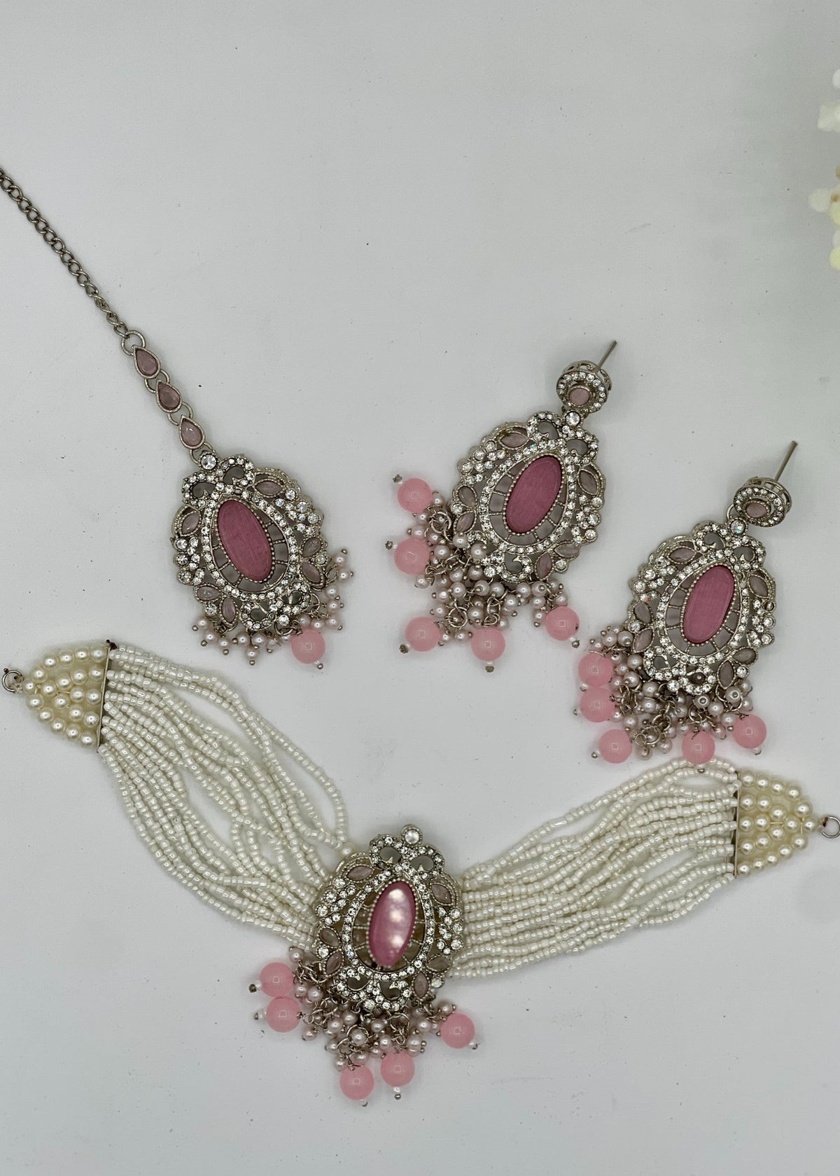 Shop the Lumiera Pearl Choker Set from Zarosh Jewel