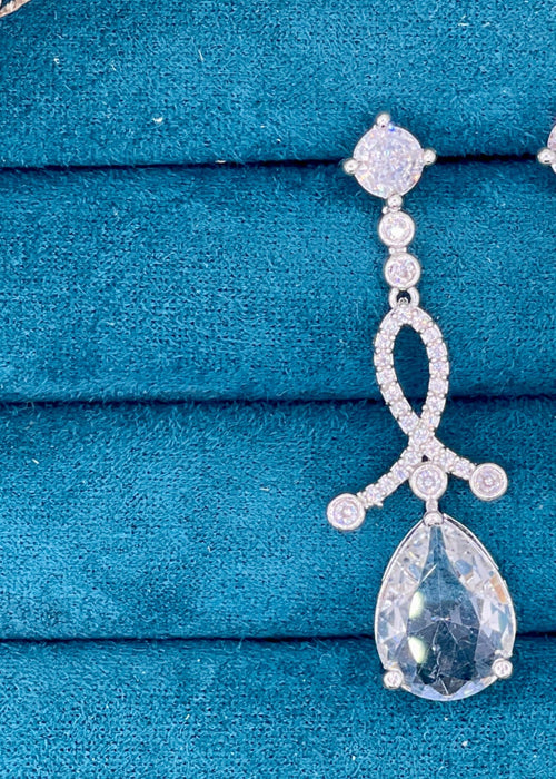 Shop the Lutf-e-Naz Drop Earrings from Zarosh Jewel