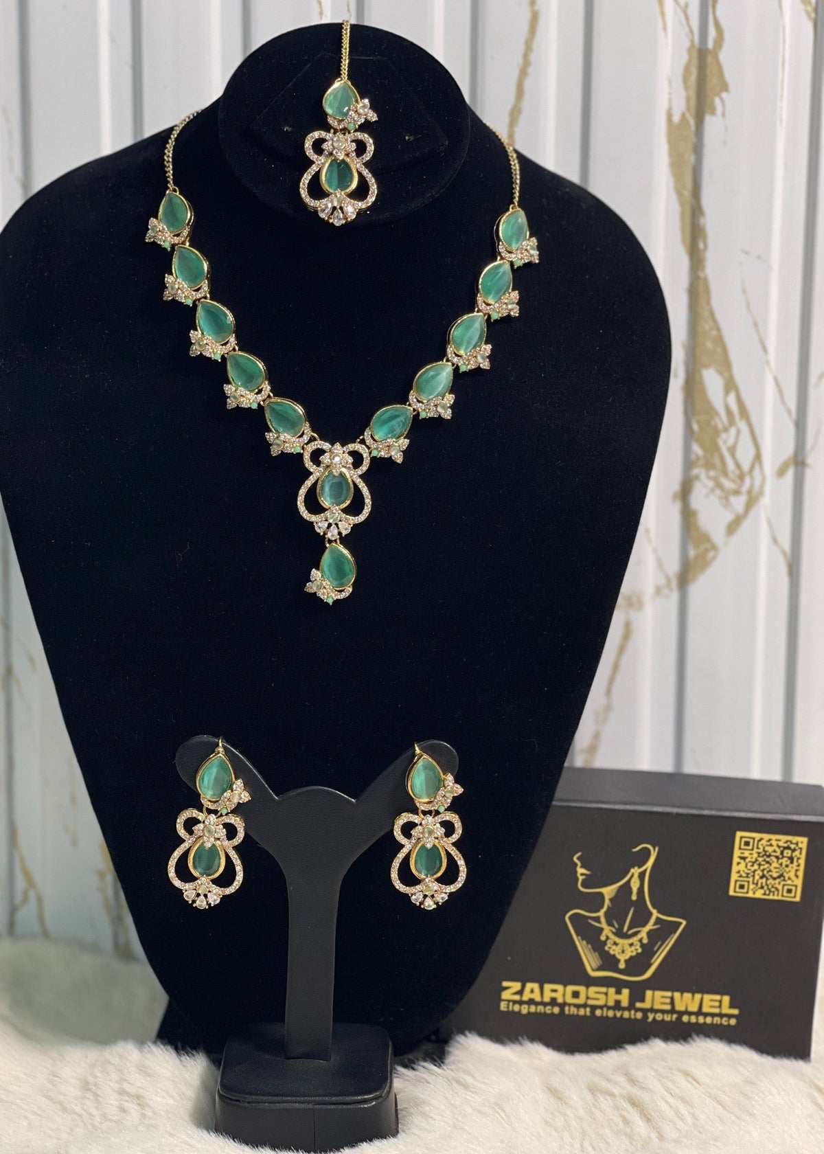 Shop the Lyra Necklace Set from Zarosh Jewel