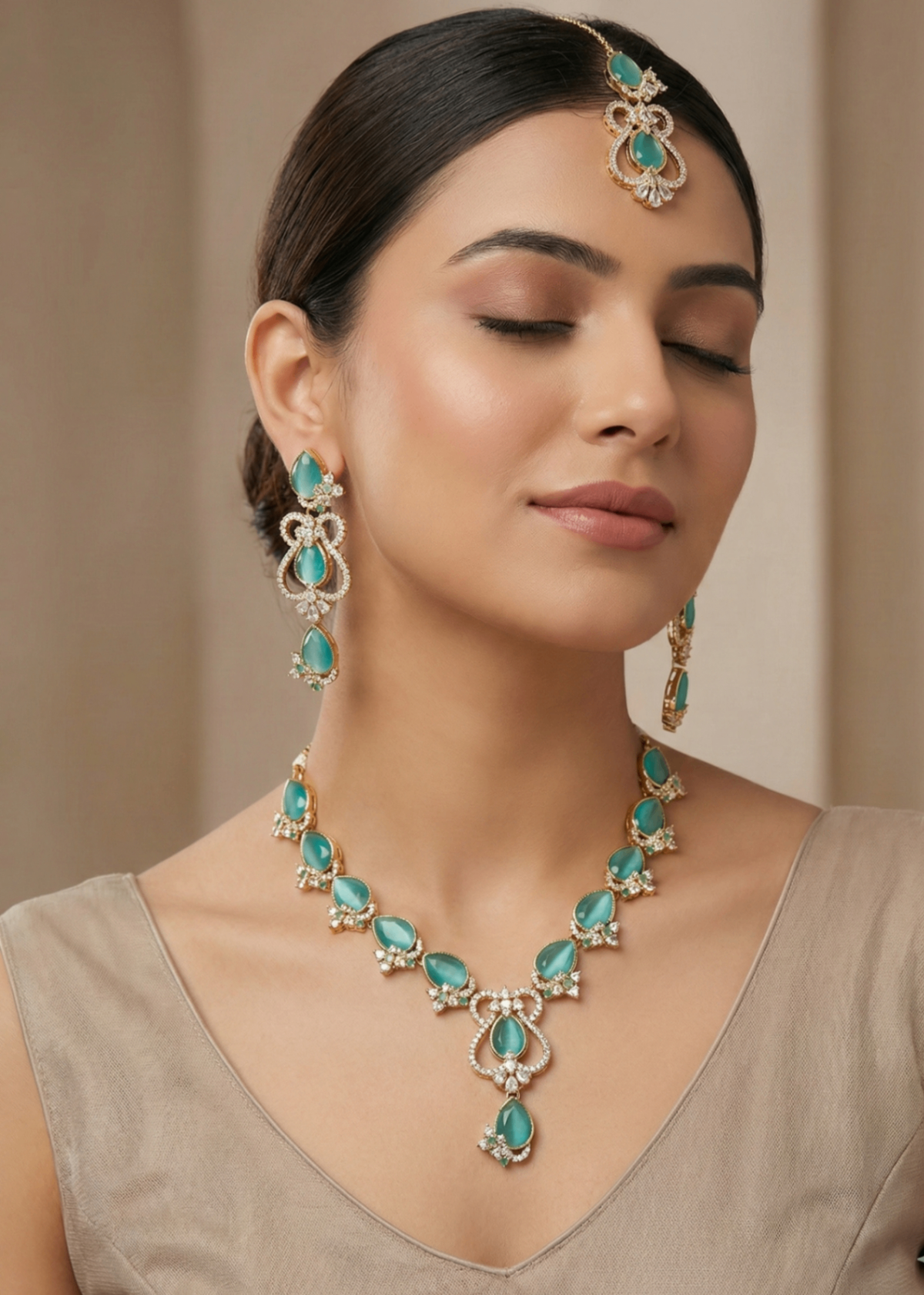 Shop the Lyra Necklace Set from Zarosh Jewel