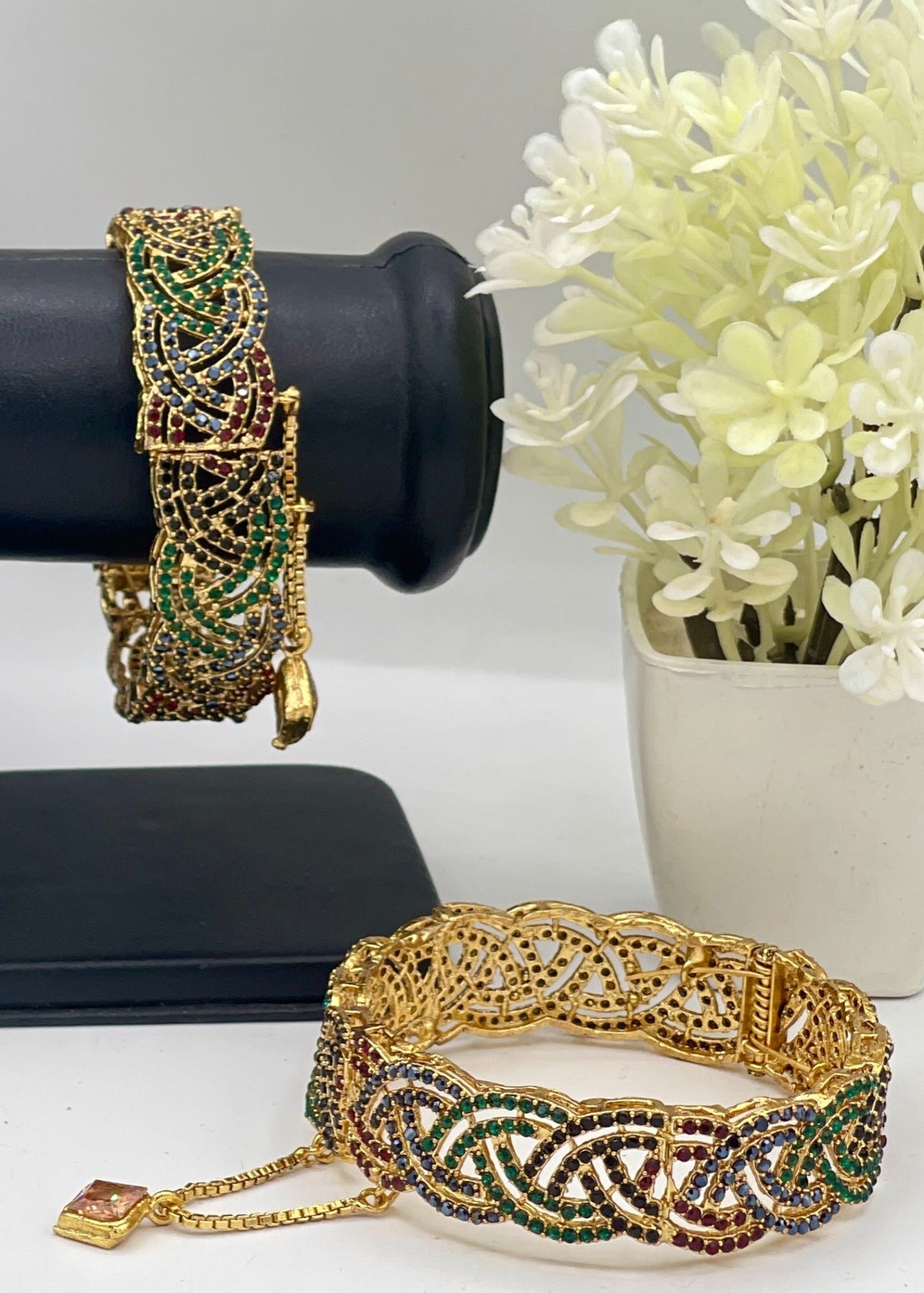 Shop the Madiha Openable Bangle Set from Zarosh Jewel