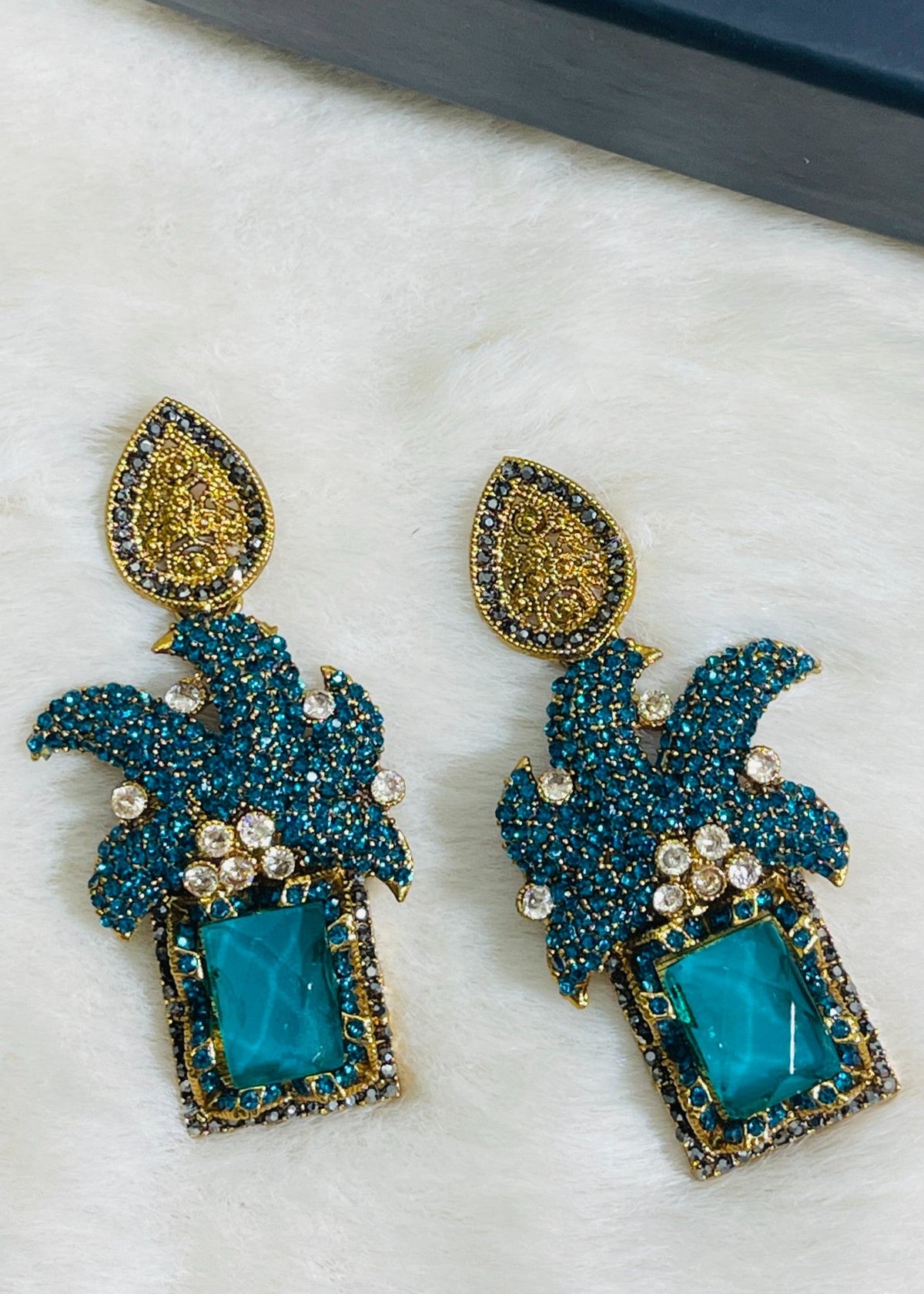 Shop the Maharaja Dangle Earrings from Zarosh Jewel
