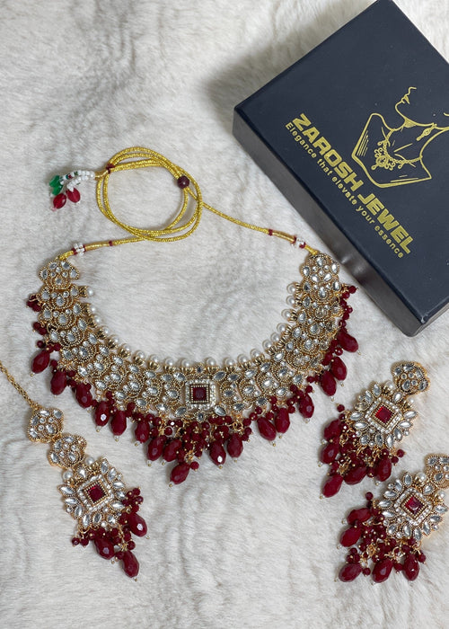 Shop the Mahnoor Kundan Set from Zarosh Jewel