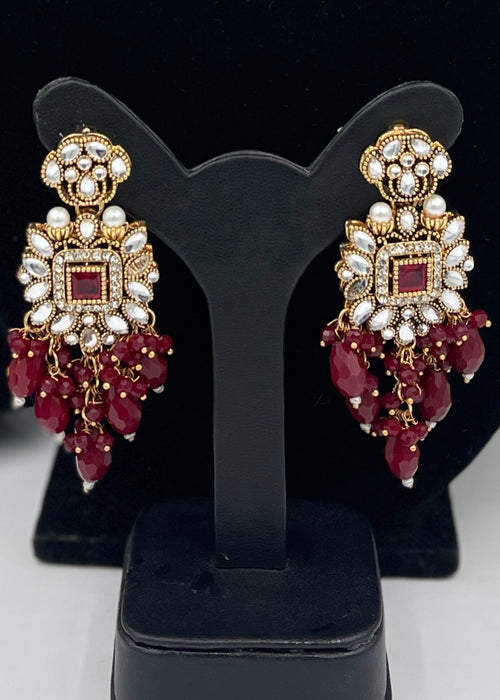Shop the Mahnoor Kundan Set from Zarosh Jewel