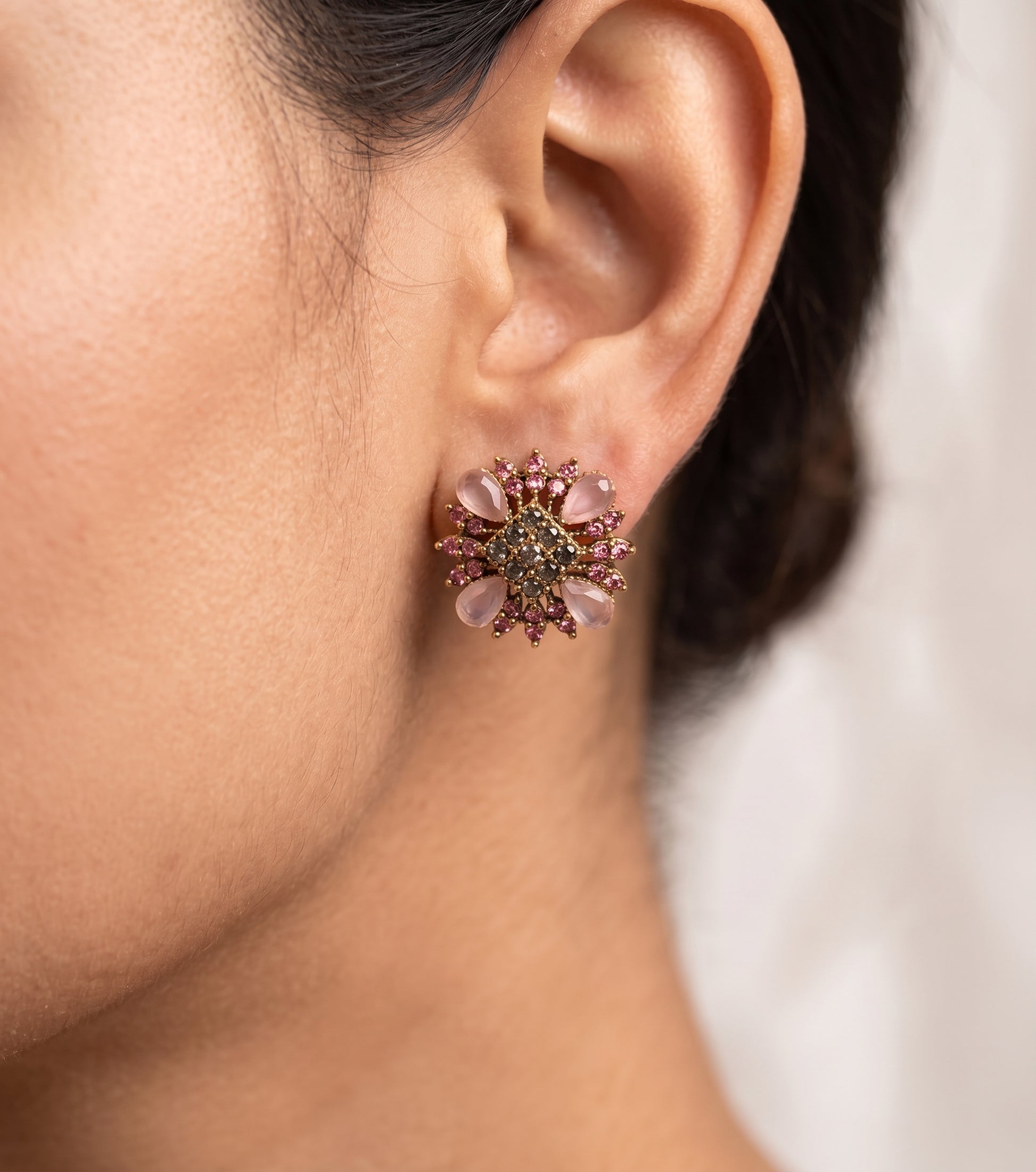 Mahveen Traditional Studs