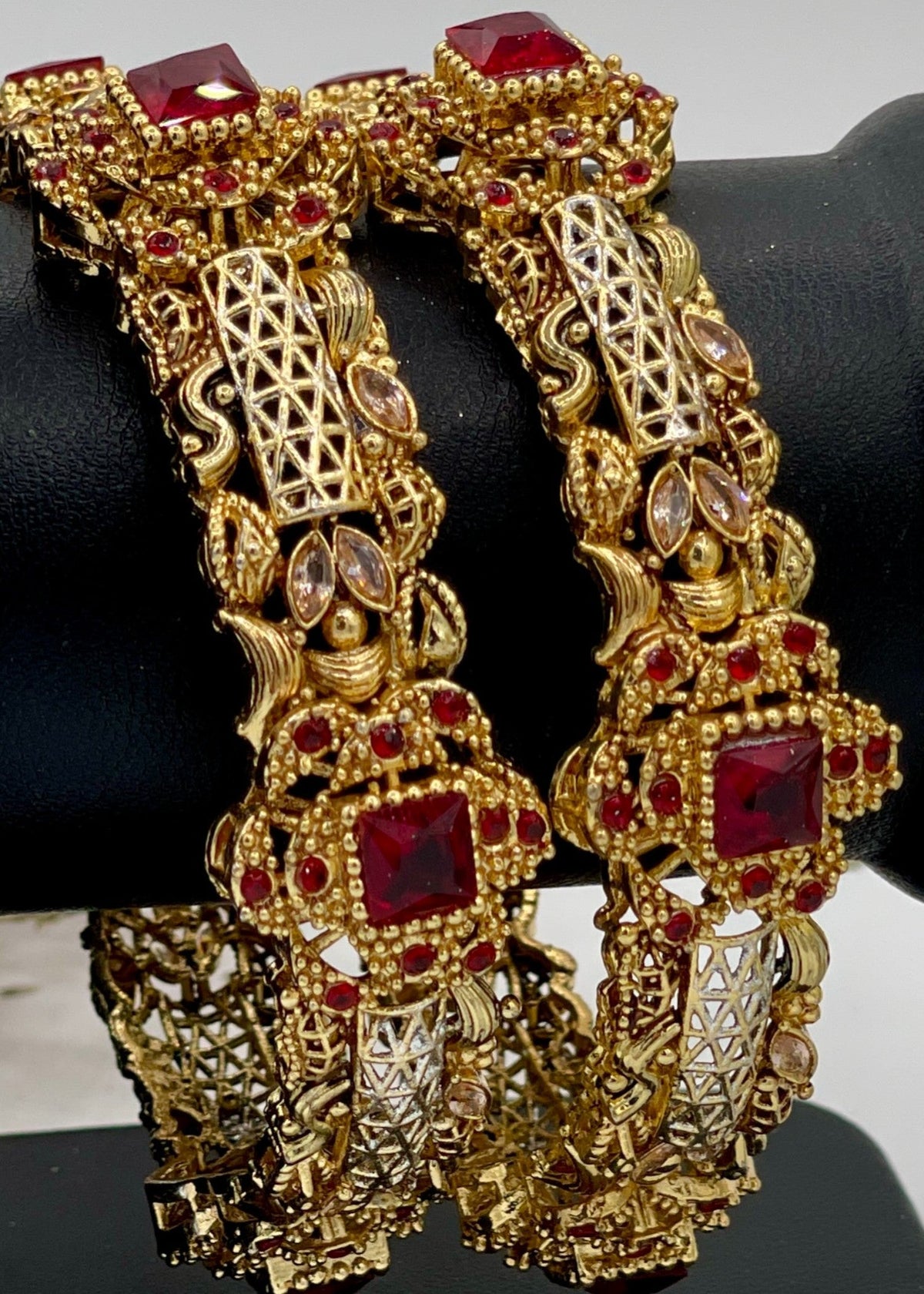 Shop the Majestic Aura Bangles Openable from Zarosh Jewel