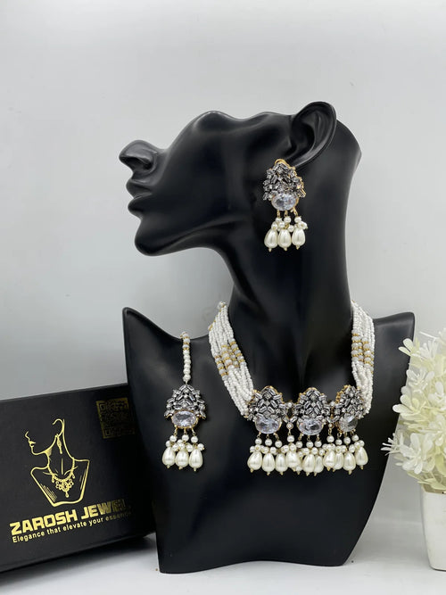 Majestic Choker Set