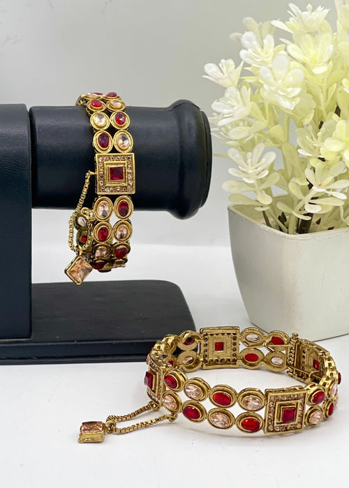 Shop the Maliha Openable Bangle Set from Zarosh Jewel