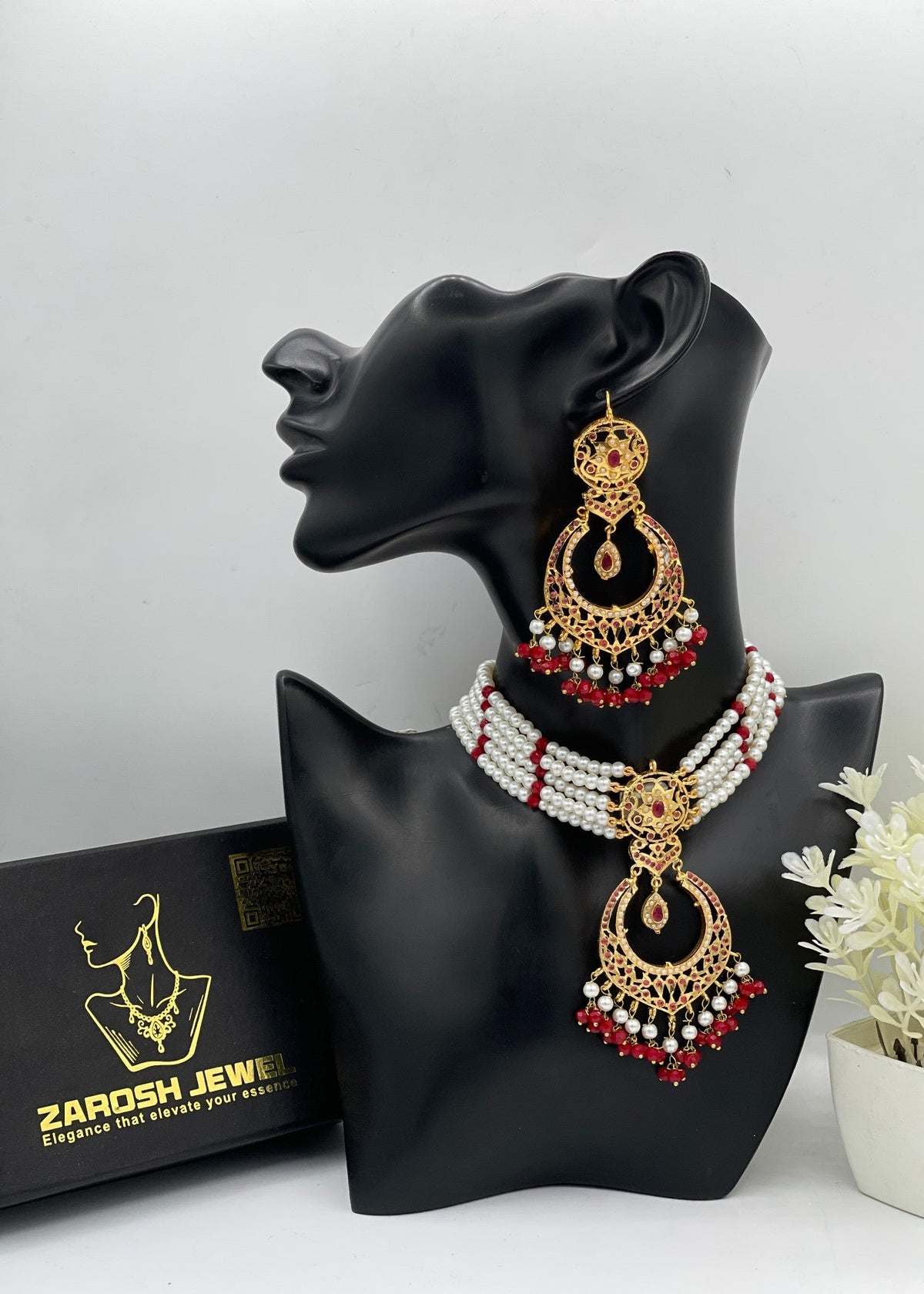 Shop the Manha Choker Set from Zarosh Jewel
