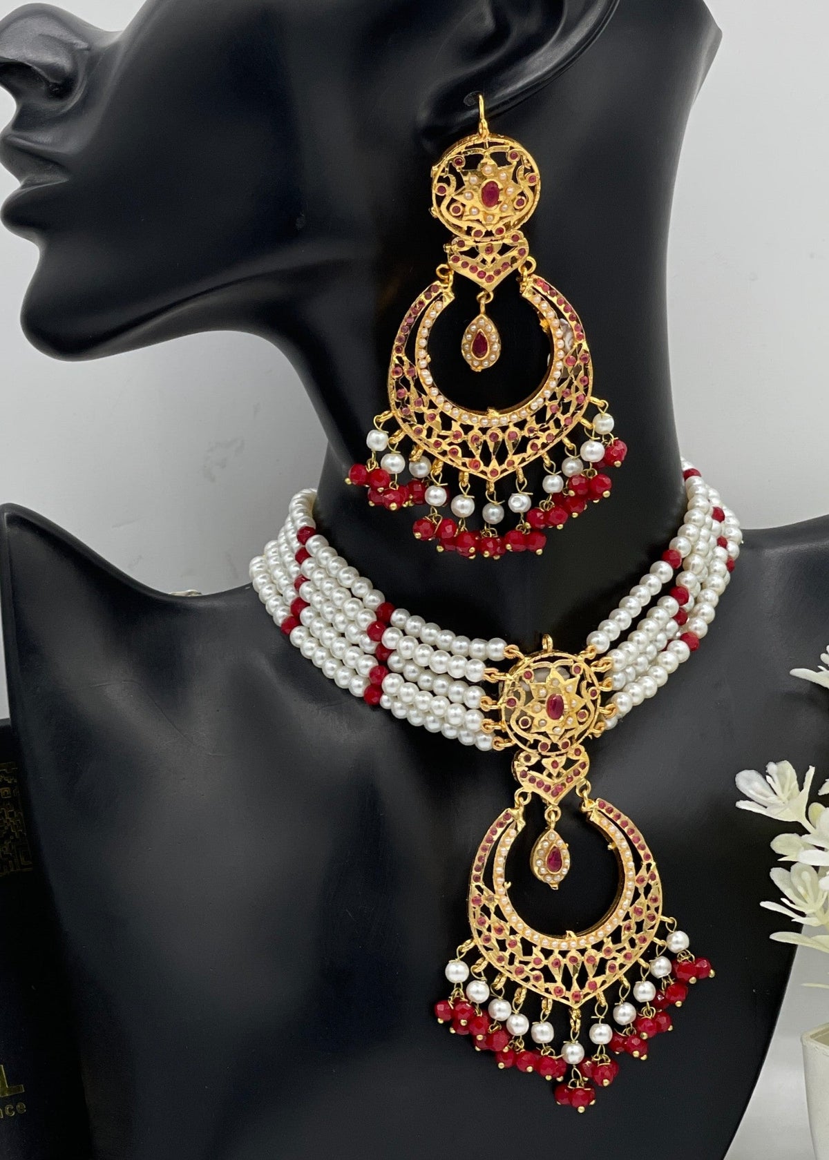 Shop the Manha Choker Set from Zarosh Jewel