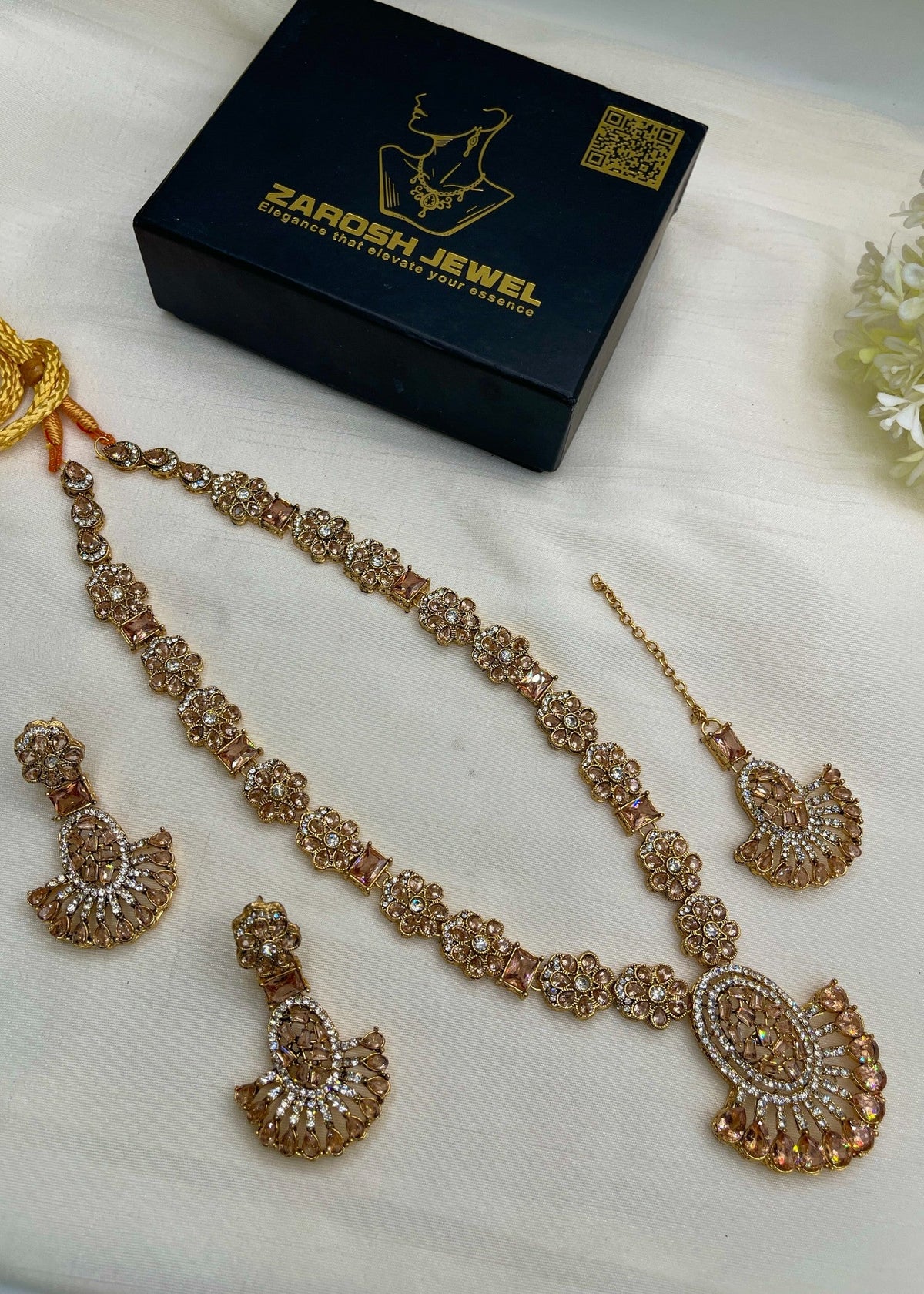 Shop the Maria Malla Set from Zarosh Jewel
