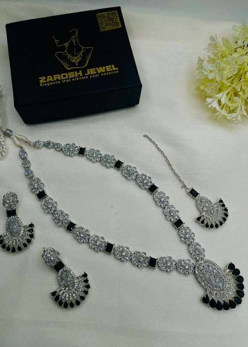 Shop the Maria Malla Set from Zarosh Jewel