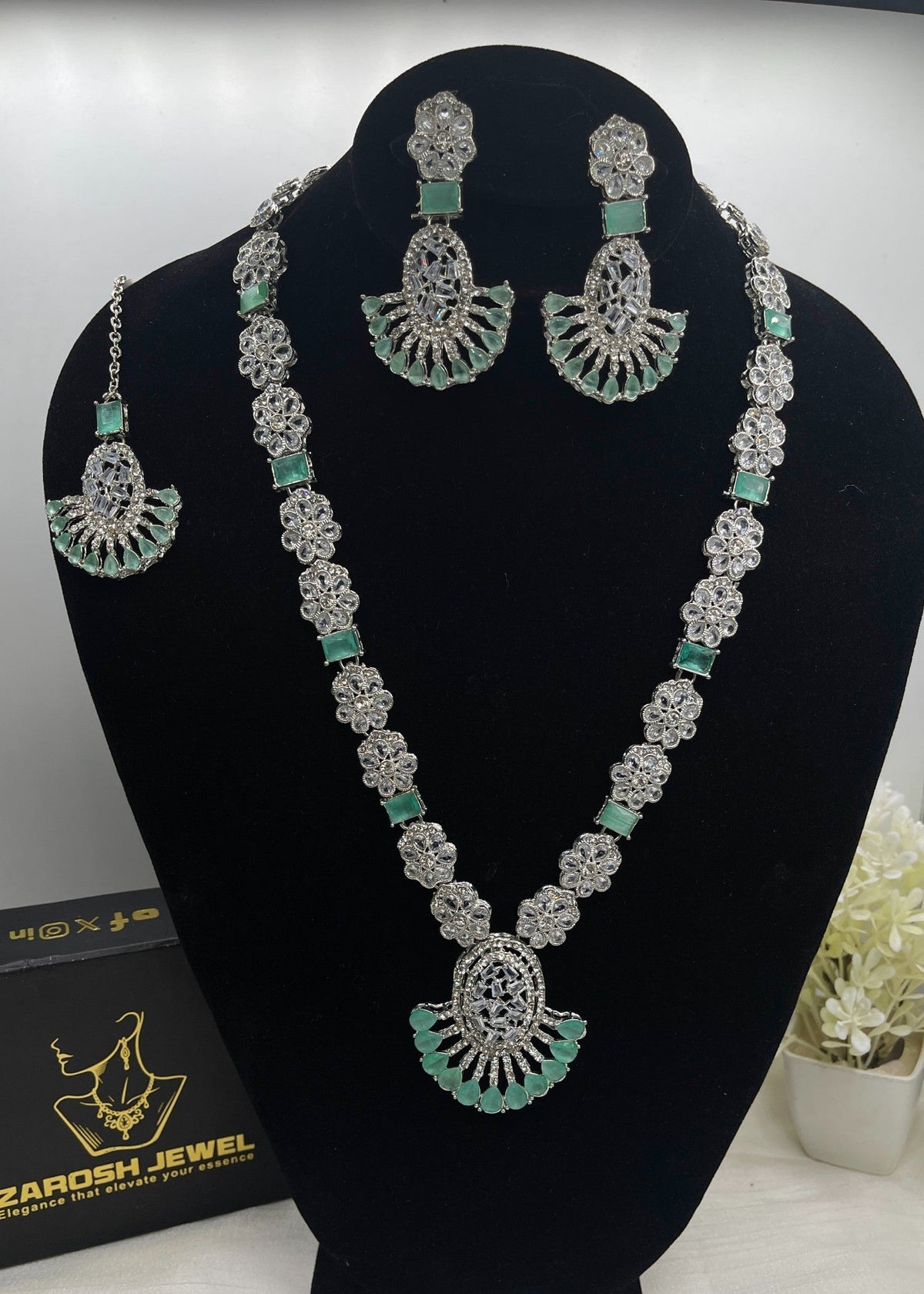 Shop the Maria Malla Set from Zarosh Jewel